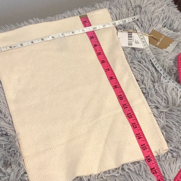 Forever 21 cream knit tube skirt size small - Picture 4 of 5